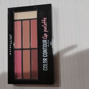 Maybelline color contour lip palette